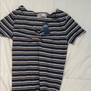 Hollister v neck slim fit tee